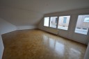 Gerumige 3-Zimmer-Wohnung mit Balkon und Tiefgaragen-Stellplatz - Hamburg